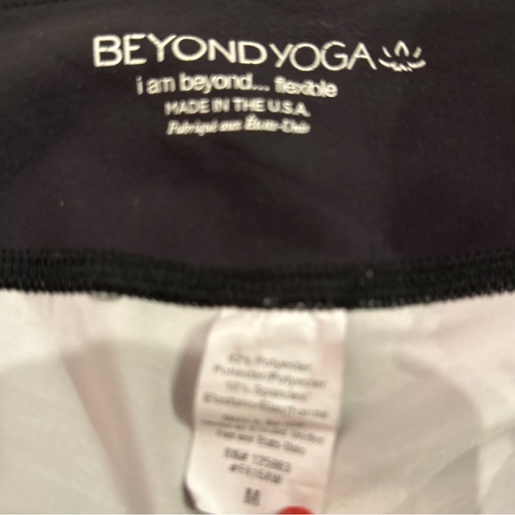 Beyond Yoga leggings size M - Picture 4 of 5